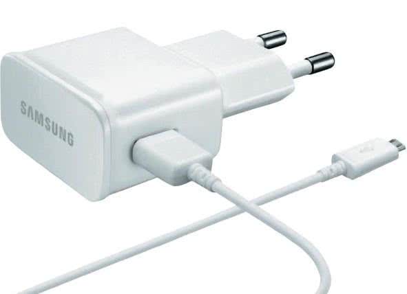 Samsung Lade-Set weiß 5161000521 USB-Ladeadapter 2A/5V + microUSB-Kabel