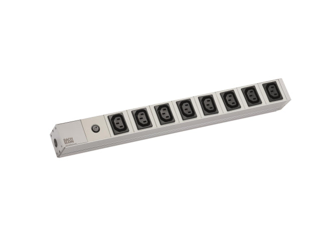 Bachmann 19" 1HE 8xIEC 1xFUSE 333.540 10A Strom 2m IEC
