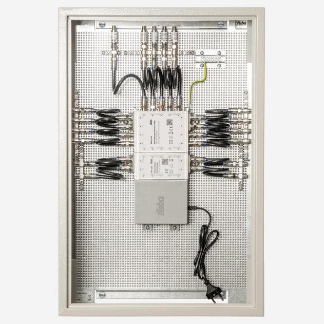 Fuba FMP 512 SL Multischalter-Paneel im  Gehäuse,1 Sat,f.12TN,kompl.vormontiert