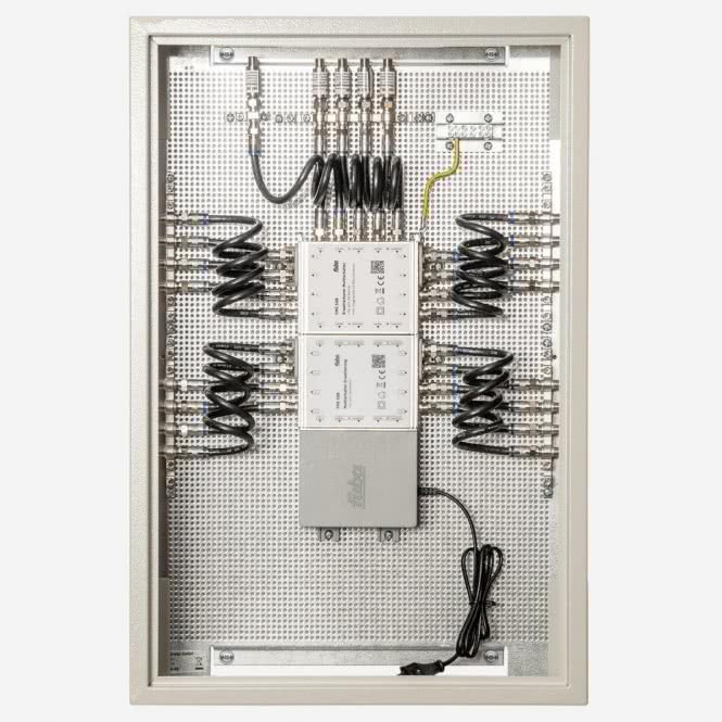 Fuba FMP 516 SL Multischalter-Paneel im  Gehäuse,1 Sat,f.16TN,kompl.vormontiert