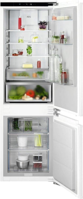 AEG OSC7C181DC EB-Kühlkombi              D 182/62l 178cm Festtür NoFrost TwinTech