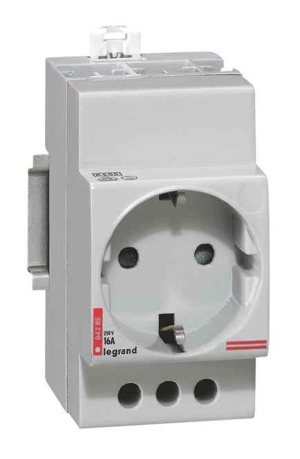 Legrand 004285 Verteiler Steckdose deut. Standard 2p+E m.Ber.schutz 2,5TE