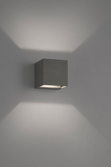 TRIO Wandl. ADAJA grafit IP54  226860242 6W 3000K 480Lm Lichtaustr.verstellbar