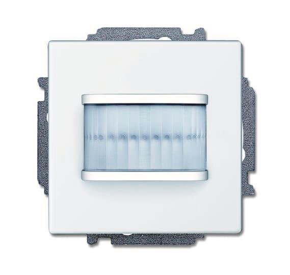 BJ Bewegungsmelder studiows  6215/1.1-84   Schaltaktor 1f Busch-free@home